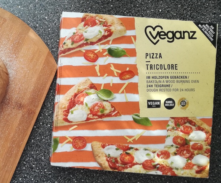 Veganz pizza tricolore